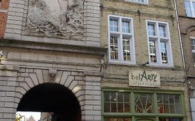 Belarte Framing Shop, Spacious Apartment With Garage In The Heart Of Ieper